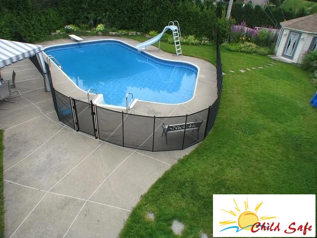 POOL FENCE ONTARIO, POOL FENCE TORONTO, Baby pool fence, Pool Safety fence, Removable swimming pool fence, Removable mesh pool fence Canada | Child Safe pool fence, Protect your child from the pool, Parachute pool safety, Pool fence safety : Child safe fence, Pool fences and safety barriers, Safety pool fence in Canada, backyard pool safety, safety fence, pool enclosure, residential pool enclosure