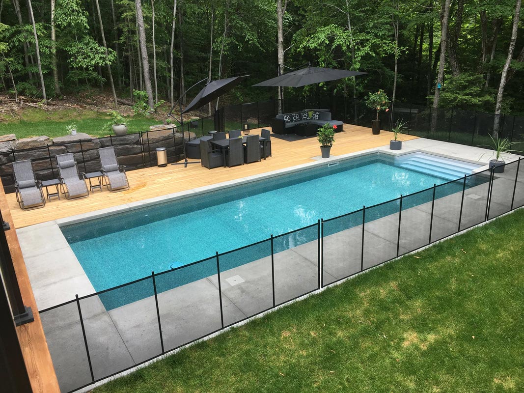 Fence Ontario | Safety Fence Ontario| Pool Fence Ontario |  Child Safe Removable pool fence in Ontario, Backyard pool safety, Drowning prevention, Pool and pet safety, Swimming pool enclosure, Pool enclosure, Safety mesh pool fence, Pet safety fence, Child barrier, Child safety, Child guard for pool fence, Safey fence, Child Safe Fence, Child safety drowning prevention, fence your pool, Pool and pet safety, pool enclosure company, Pool fence above ground pool, Pool fence inground pool, Pool fence do it your self, Pool fence installer, Pool fences and safety barriers, Pool fencing, Pool safety mesh, Pool safety mesh strength, Protect your child, Keep your pool safe, Protection around the pool, Residential pool enclosure, Safety pool barriers, Water safety, cloture piscine enfant secure, clôture amovible enfant secure