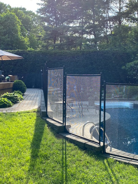 Pool enclosure company | Child Safe Fence, Pool fence Ontario, Safety fence Canada, Backyard pool safety, Child safe pool fence, inground pool, pool fence quebec, pool fence montreal
