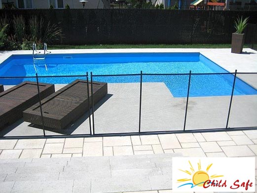 Protect your child : Keep your pool safe, backyard pool safety, Water safety, Safety fence, Prevention of drowning, Swimming pool enclosure, Child Safety, Protect your children, Fence your pool,  A protection around your pool, Safety pool Barriers, Pool enclosures, Safety fence for children , Removable CHILD SAFE pool fence