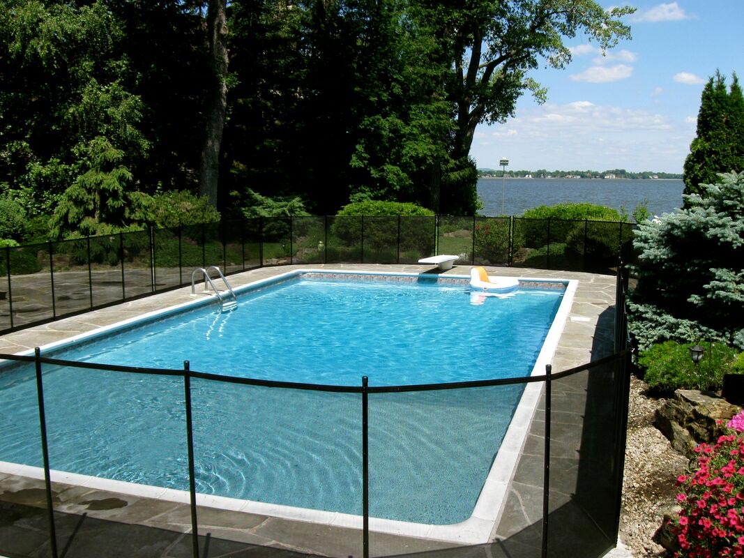 Removable swimming pool fence in Gatineau, Backyard pool safety, Drowning prevention, Pool and pet safety, Swimming pool enclosure, Pool enclosure, Safety mesh pool fence, Pet safety fence, Child barrier, Child safety, Child guard for pool fence, Safey fence, Child Safe Fence, Child safety drowning prevention, fence your pool, Pool and pet safety, pool enclosure company, Pool fence above ground pool, Pool fence inground pool, Pool fence do it your self, Pool fence installer, Pool fences and safety barriers, Pool fencing, Pool safety mesh, Pool safety mesh strength, Protect your child, Keep your pool safe, Protection around the pool, Residential pool enclosure, Safety pool barriers, Water safety, cloture piscine enfant secure, clôture amovible enfant secure
