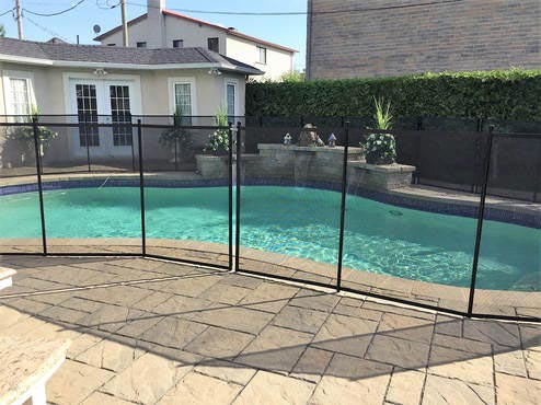 clôture de piscine laval, pool fence laval, amovible, removable, safety fence, clôture sécuritaire, prévention de la noyade, esthétique, aesthetic