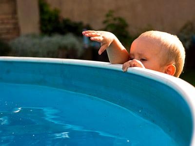 Pool drowning prevention | Prévention de la noyade, clôture de piscine, pool fence, enfant sécure, clôture amovible, child safe removable pool fence