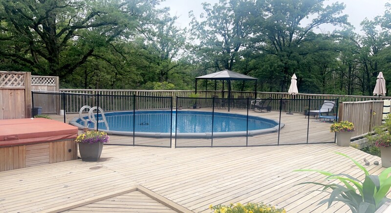 Swimming pool fence in Manitoba | Clôture de piscine au Manitoba, Inground pool fence , Pool fencing , Safety fence , Child gate lock , Child safety drowning , Backyard pool safety , Pool enclosure , Child barrier , Water safety , Protect your child , above ground pool