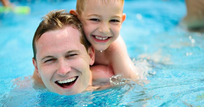 ​We guarantee you will get the best and safest pool fence to protect your family safe. 